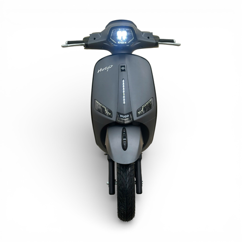 Xe máy điện Hugo Elegant X màu ghi sần