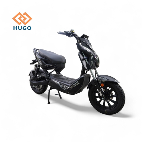Xe máy điện Hugo Panda đen trắng