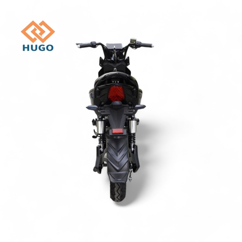 Xe máy điện Hugo Panda đen trắng