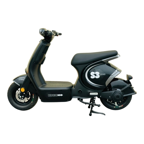Xe máy điện Hugo S3 màu đen bóng