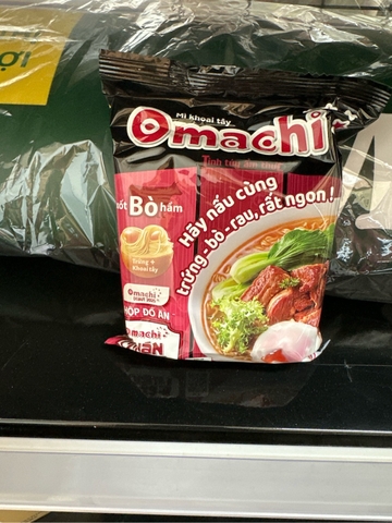 Mì omachi sốt bò hầm