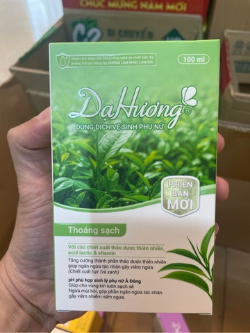 Dung dịch vệ sinh phụ nữ Dạ Hương thoáng sạch 100ml