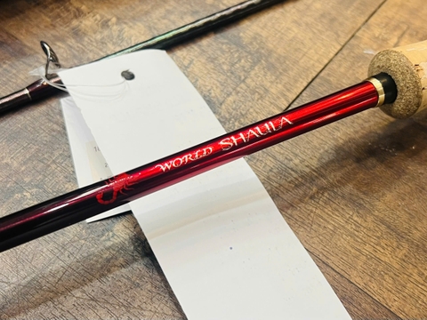 SHIMANO WORLD SHAULA 15101F-3 (USED)