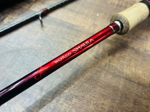 SHIMANO 18 WORLD SHAULA 2752R-2 (USED)