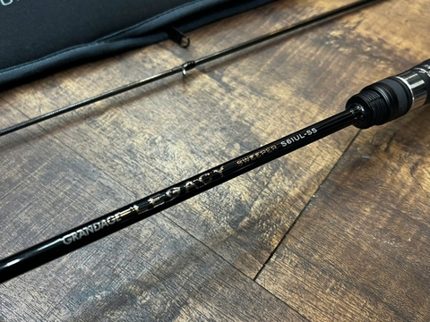APIA GRANDAGE LEGACY SWEEPER S61UL-SS (USED)