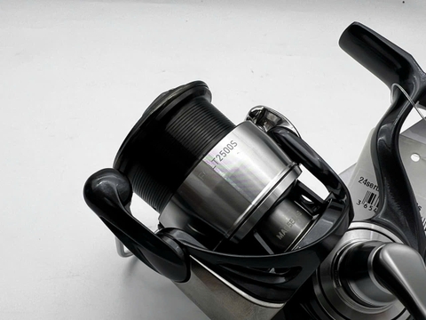 DAIWA 24 CERTATE FC LT 2500S