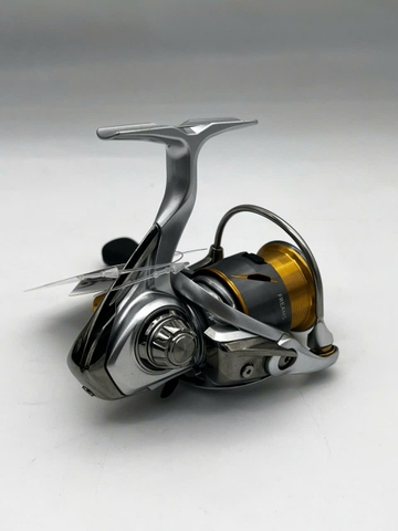 DAIWA 21 FREAMS FC LT2000S (USED)