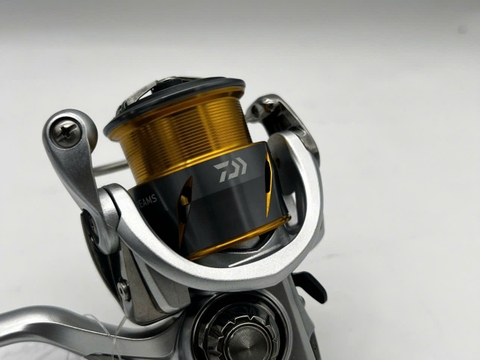 DAIWA 21 FREAMS FC LT2000S (USED)