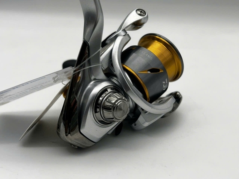 DAIWA 21 FREAMS FC LT2000S (USED)
