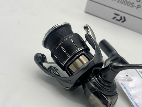 24 Daiwa Luvias ST LT2000S-P (USED)