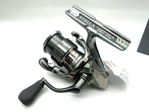 SHIMANO 22 STELLA C2000SHG (USED)