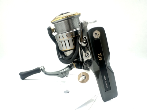 DAIWA 21 LUVIAS AIRITY FC LT2000S-H (USED)