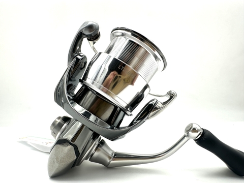 DAIWA 22 EXIST 2500S (USED)