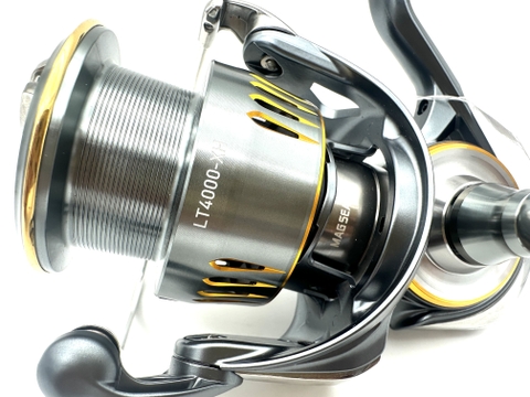 DAIWA 23 AIRITY LT4000-XH (USED)