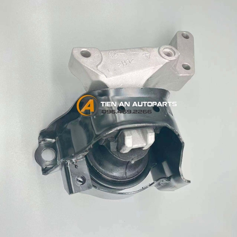 🧩 Chân Đầu Máy Nissan Sunny – Mã 11210-1HS3B | Phụ Tùng Ô Tô Tiến An