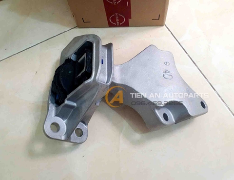 Chân Đầu Máy Nissan Almera 11210-5EK0B | Cao Su Chân Máy Chính Hãng | Phụ Tùng Ô Tô Tiến An