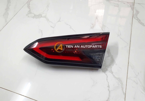 Đèn Hậu Cốp Nissan Almera 26545-5EK0A, 26540-5EK0A | Phụ Tùng Ô Tô Tiến An