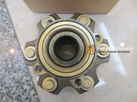 Bi may ơ sau Mitsubishi  Pajero  (V73) - MR418068, MN103586