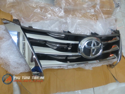 Mặt Ca lăng Fortuner 2017-2018 - 531000KD00