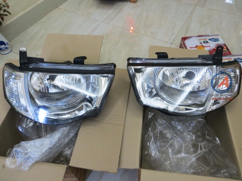Đèn pha Mitsubishi Triton (2010-2013) - 8301B464 | Phụ tùng ô tô Tiến An - 0964692266
