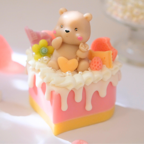 Nến thơm bánh kem Trái tim