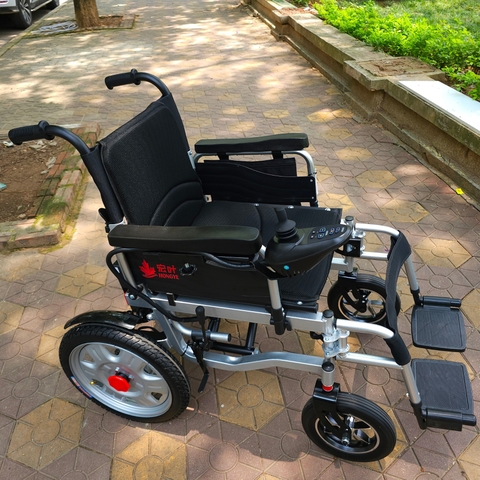 Xe Lăn Điện Hongye W510 – Phiên Bản Đời Mới, Thể Thao, Bền Khoẻ Và Có Điều Khiển Từ Xa
