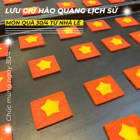 TẶNG BÁNH COOKIE HÌNH LÁ CỜ VIỆT NAM NHÂN DỊP 30/4
