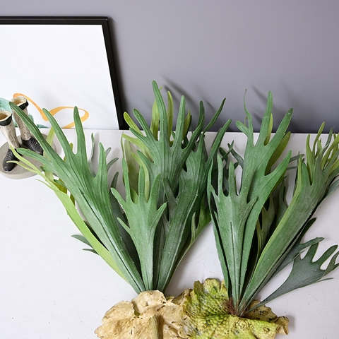 CÂY SỪNG HƯƠU GIẢ TRANG TRÍ 33CM