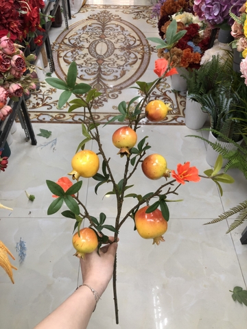 Cành lựu 6 quả có hoa đỏ, cam (80cm)