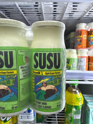 Sữa chua uống Susu Hương Táo Nho - chai 80ml