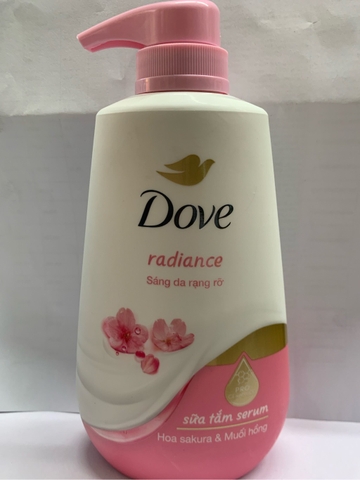 DOVE Sữa tắm Serum hương hoa sakura và muối hồng - chai 500g