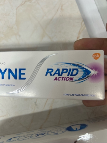 Kem đánh răng Sensodyne Rapid Action đặc trị ê buốt - hộp 100g
