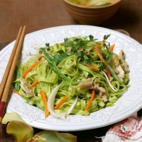 Mì rau xanh (cải bó xôi) Safoco - Túi 250g