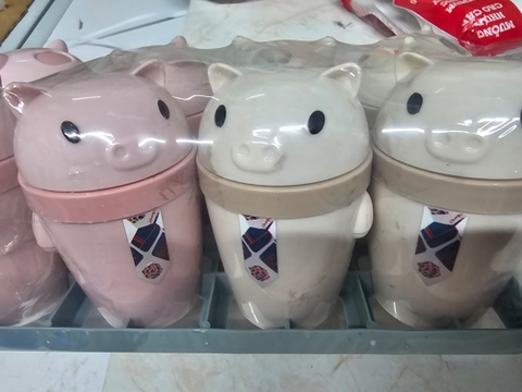 Lọ đựng tăm