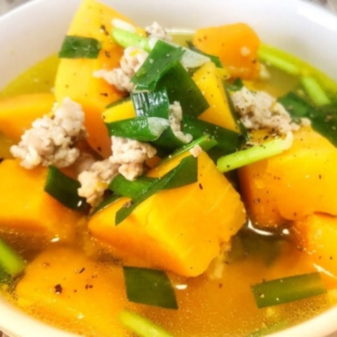 Bí Đỏ Cô Tiên/Bí đỏ dài/Bí đỏ hồ lô - Rau sạch Lâm Thao - kg