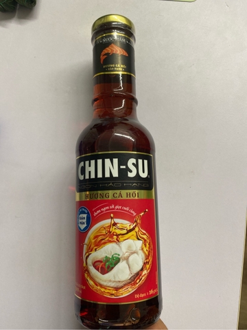 Nước mắm Chinsu hương cá hồi hảo hạng chai thuỷ tinh