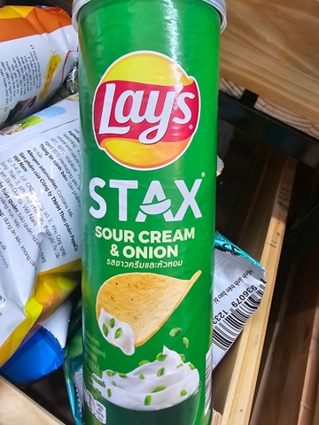 Bim bim Lay's STAX vị kem chua và hành tây - Hộp 100g
