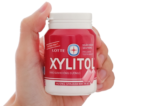 Kẹo gum không đường Lotte Xylitol hương Strawberry Mint hũ 55.1g