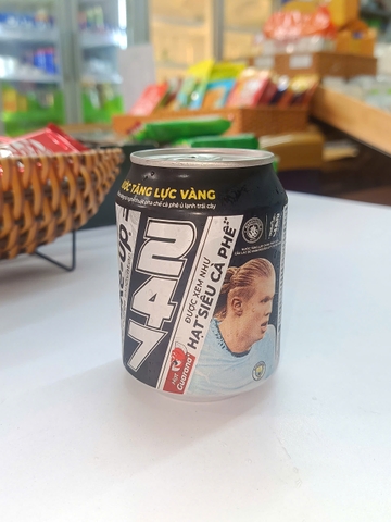 Nước tăng lực vàng wake-up 247 - lon 245ml