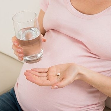 Cách Uống Elevit Viên Bổ Sung Vitamin Cần Thiết Cho Giai Đoạn Tiền Thai Kỳ Và Thai Kỳ Đúng Chuẩn