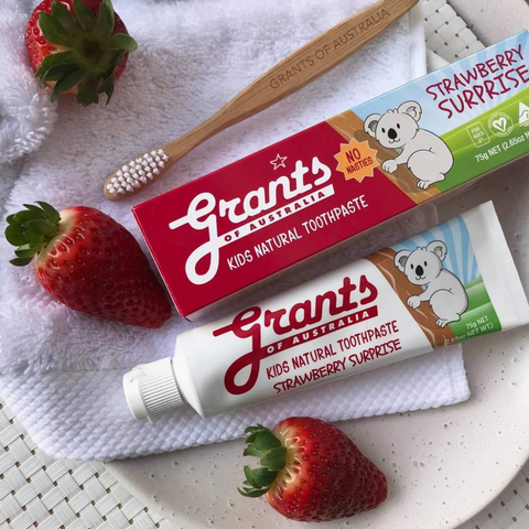 Combo 5 Tuýp Grants of Australia Kem Đánh Răng Hữu Cơ Cho Bé Vị Dâu Strawberry 75g