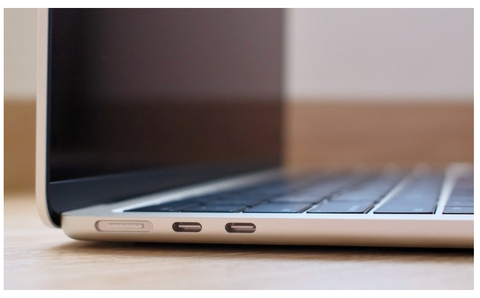 Macbook Air M2 13 like new