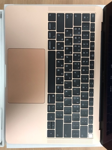 Macbook Air 2020 mới