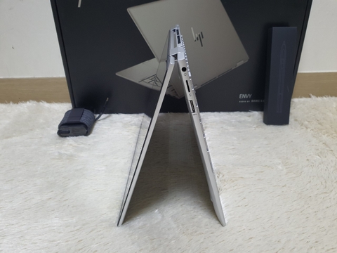 HP envy x360 15