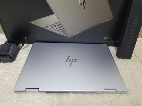 HP envy x360 15