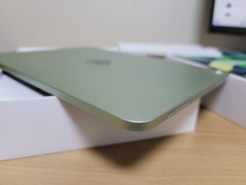 IPad air 4