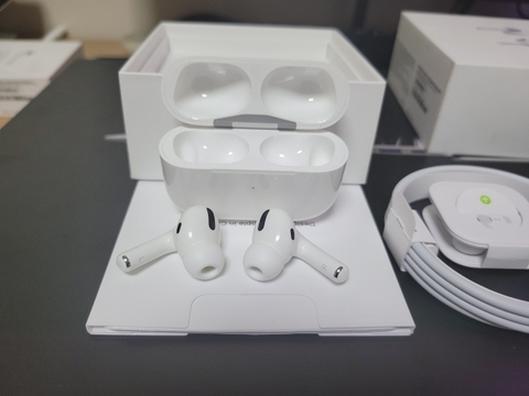 Airpods Pro chính hãng mới 99.8%