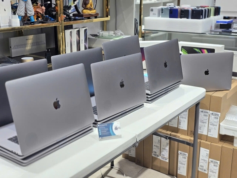 Macbook Pro 2018 15in