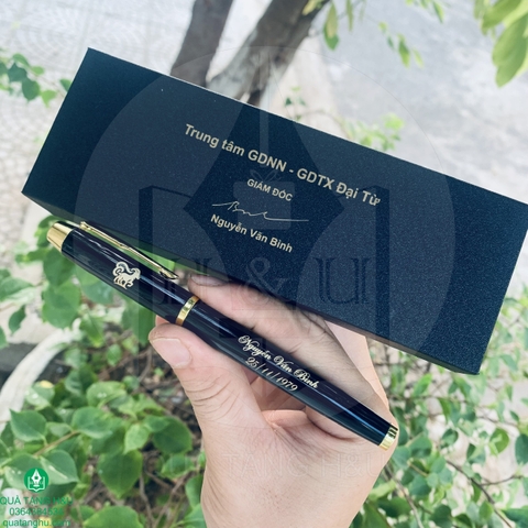 Quà Tặng Khắc Tên Theo Yêu Cầu – Bút Kim Loại Cao Cấp