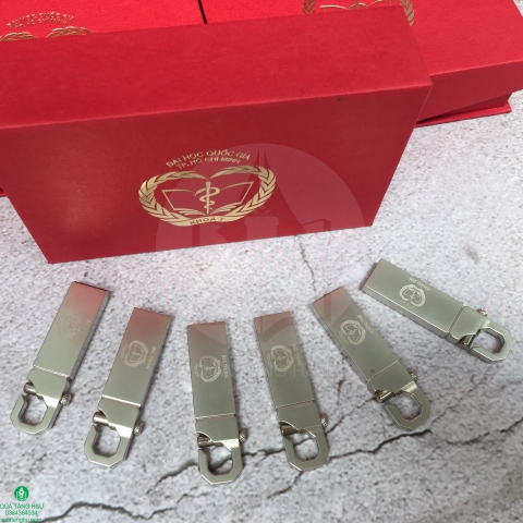 Quà Tặng USB Kim Loại Kèm Hộp Đựng – Gia Công Logo Theo Đơn Đặt Hàng